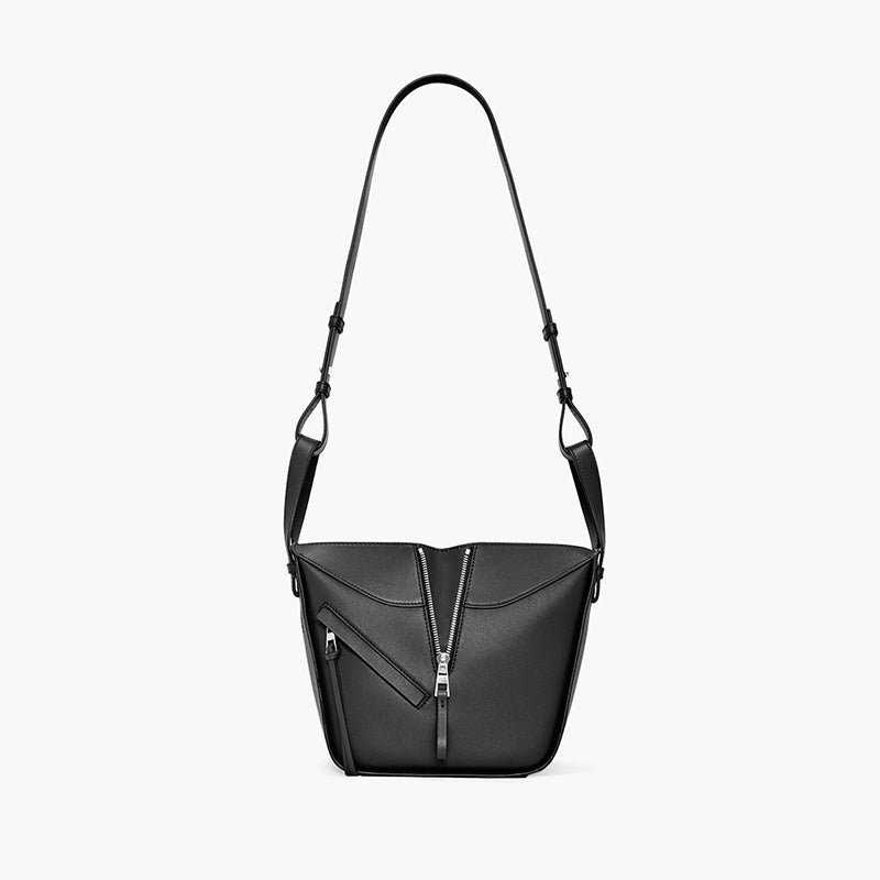【LOEWE】Hammock Compact Bag in Black Compact Hammock bag in calfskin Black - LOEWE
