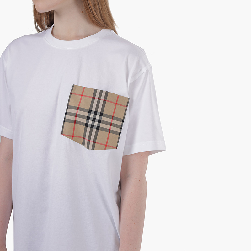 BURBERRY Women Vintage Check Pocket Cotton Oversized Tshirt in White